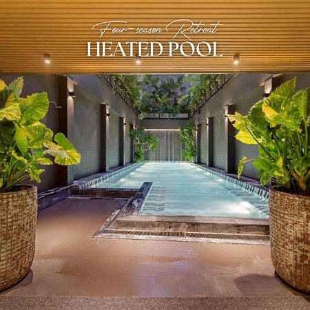 La Siesta Classic Hang Thung Hanoi Exterior foto The heated pool at the hotel